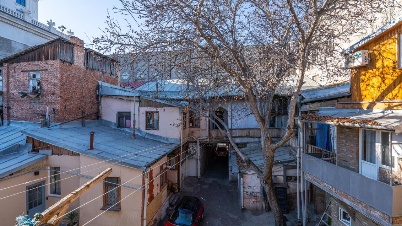 Ferienwohnung Cozybaity In The Very Heart Of Tbilisi Exterior foto